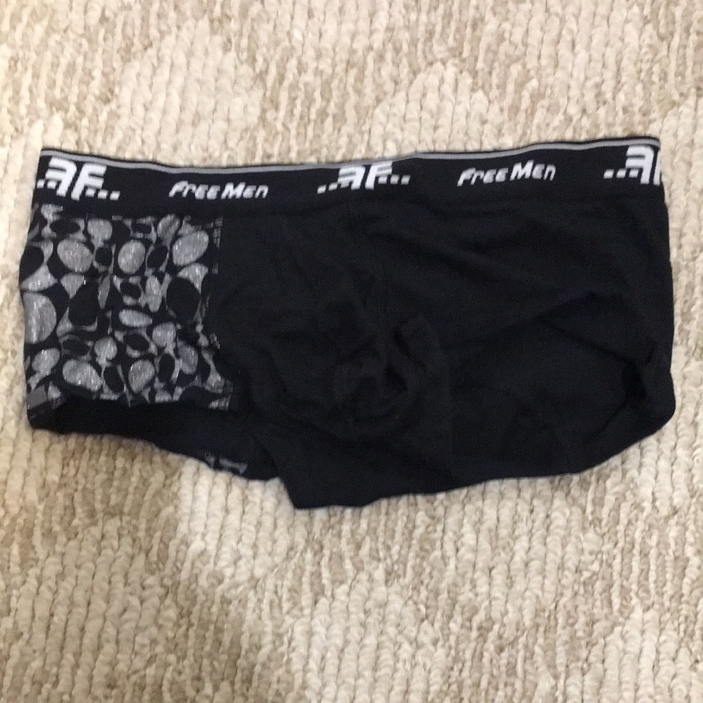Free Men trunks size Large